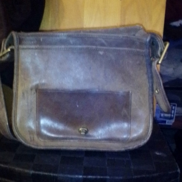 Coach satchel serial num 770-8903 - Picture 3 of 3